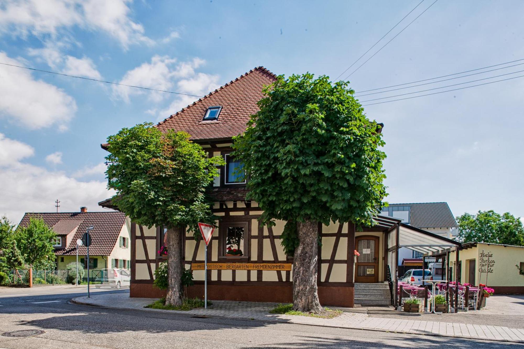 Landgasthaus Kreuz Beim Tom Rastatt Zewnętrze zdjęcie